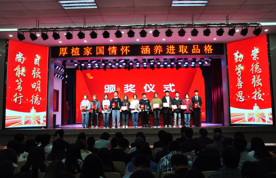 0bec4b1072c0423f9e33a8d32d0b911f.Png 0bec4b1072c0423f9e33a8d32d0b911f.Png