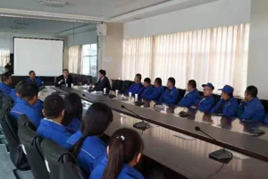 兽医系2019级扩招专项开班仪式在企业举行