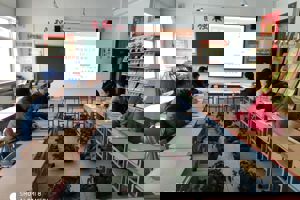 兽医系党总支组织学习《中国共产党支部工作条例（试行）》