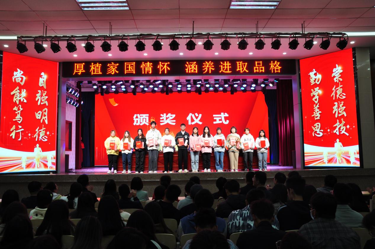 d0a9b30157ca49be860b60441cbfc5bb.Jpeg d0a9b30157ca49be860b60441cbfc5bb.Jpeg