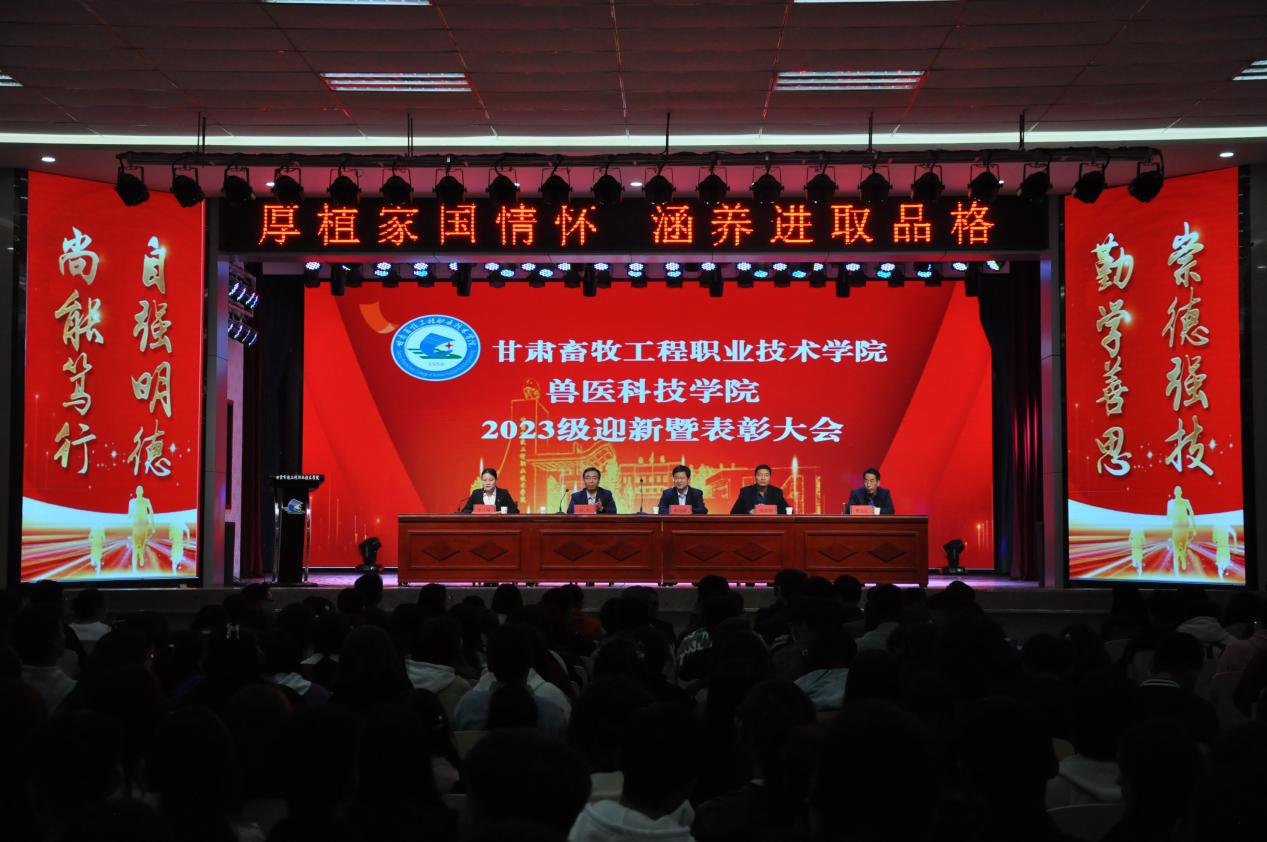 fb7ed1a330a3492ab6ad6c3d54b52eb5.Jpeg fb7ed1a330a3492ab6ad6c3d54b52eb5.Jpeg